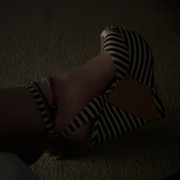 Beautiful - Picture 12 of 12